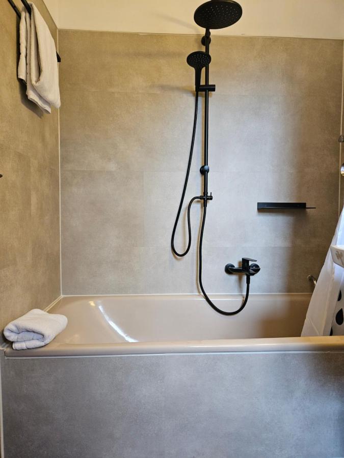 Landhotel Oelmuehle Mombris Eksteriør bilde